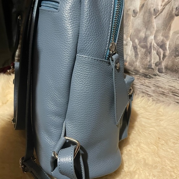 New Italian leather backpack - Picture 7 of 14